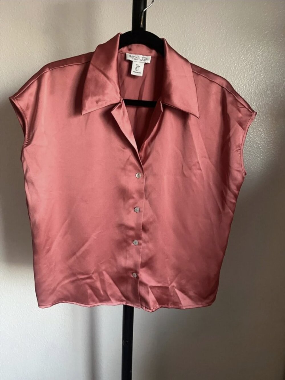 Rachel Zoe Satin Cap-Sleeve Button-Up Top in Coral Pink | S